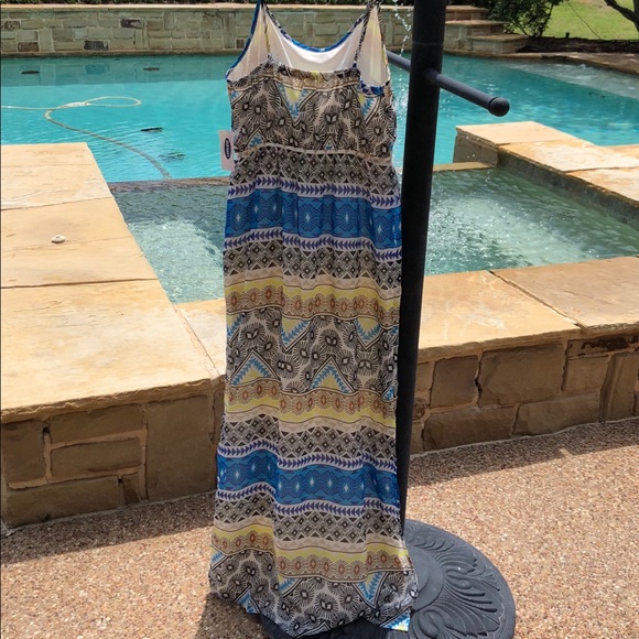 Lined Maxi Dress for Summer! - Picture 3 of 6